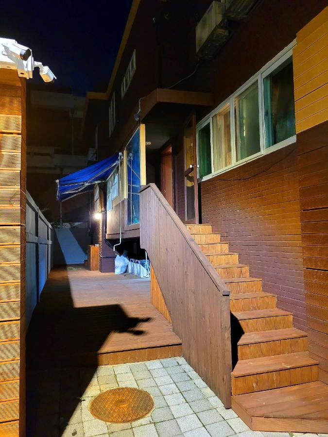 Good Guesthouse Сеул Экстерьер фото